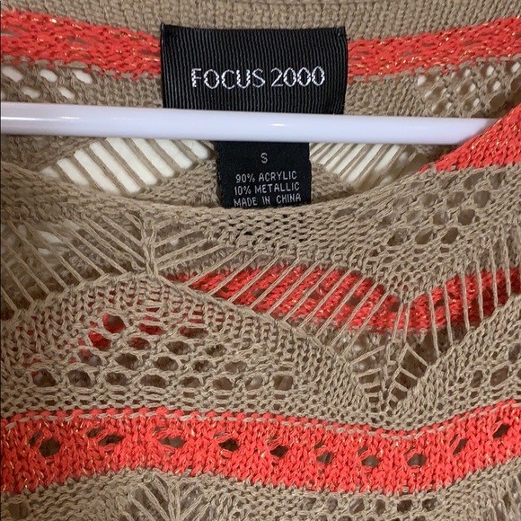 Focus 2000 Top - Picture 3 of 7